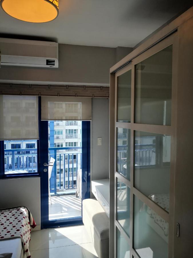 Bliss Staycation At Sea Residences By John Manila Eksteriør bilde